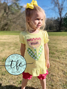 {Spring Flower} applique tee